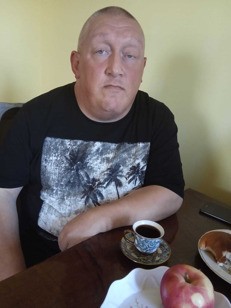  ,   Gevorg, 42 ,   ,   