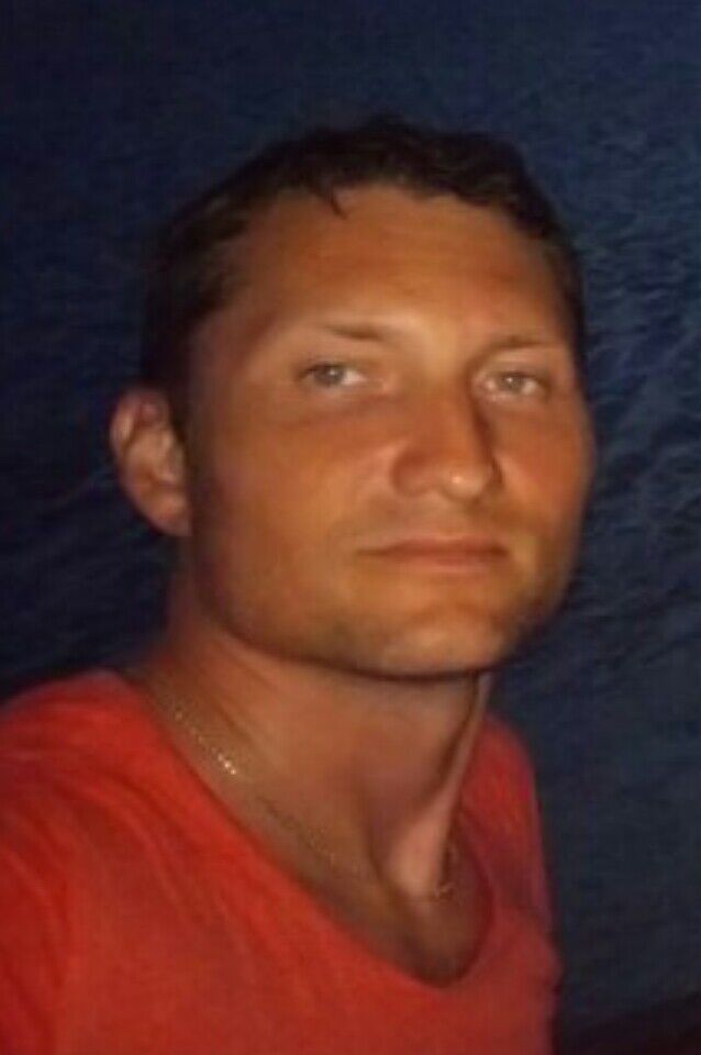  10353312  Dima, 37 ,    