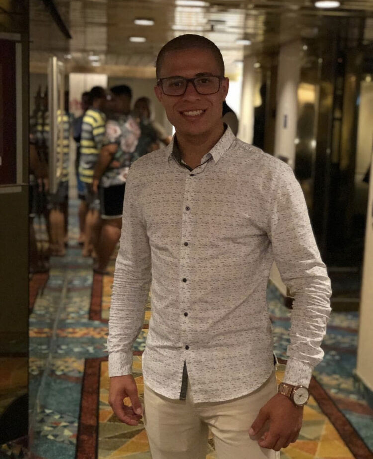  ,   Christian, 37 ,   ,   , c , 