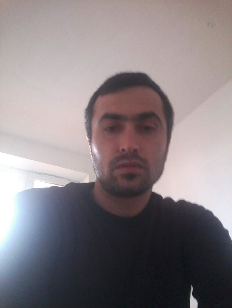  50898512  , 32 ,    