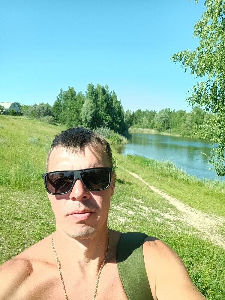  46589052  , 39 ,    