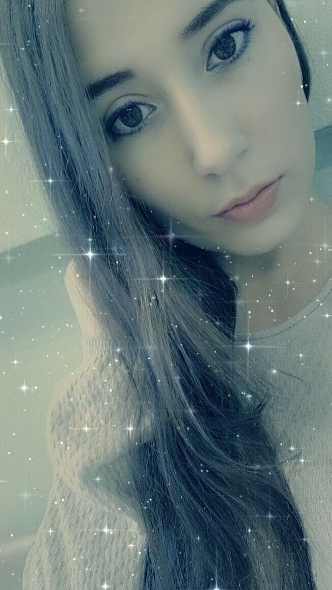  21604052  Victoria, 29 ,    