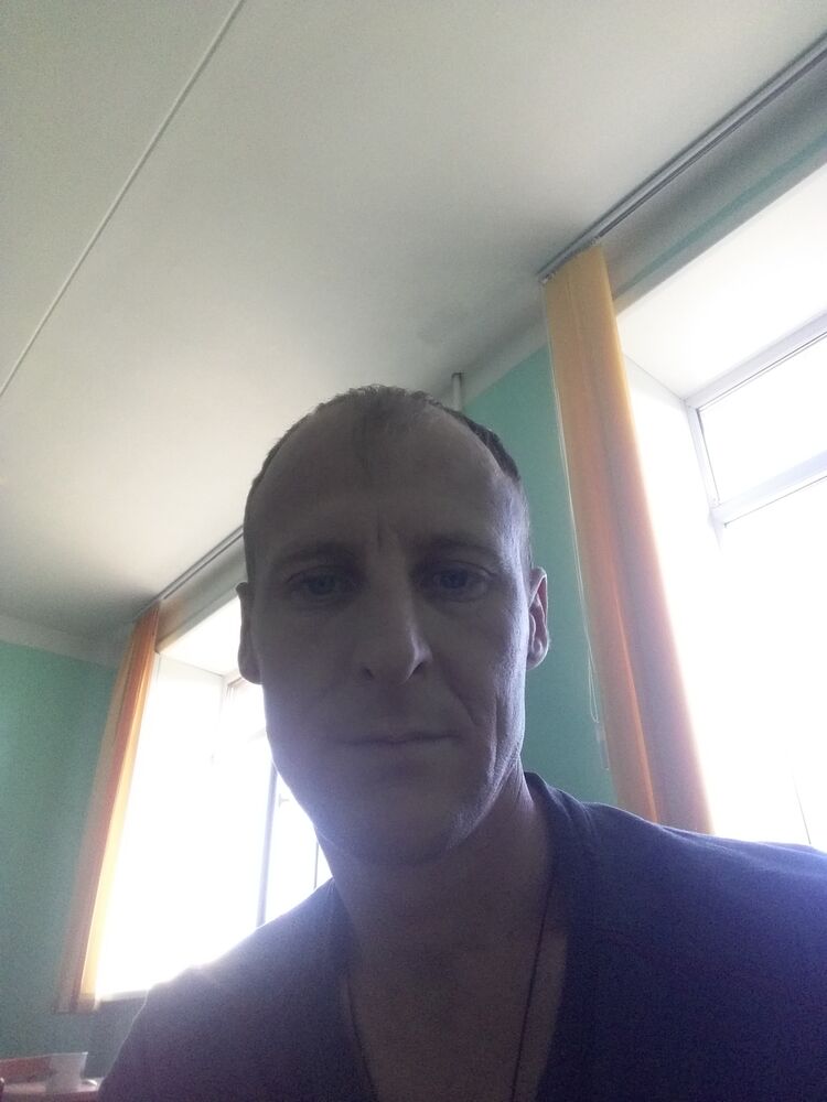  44189282  , 33 ,    
