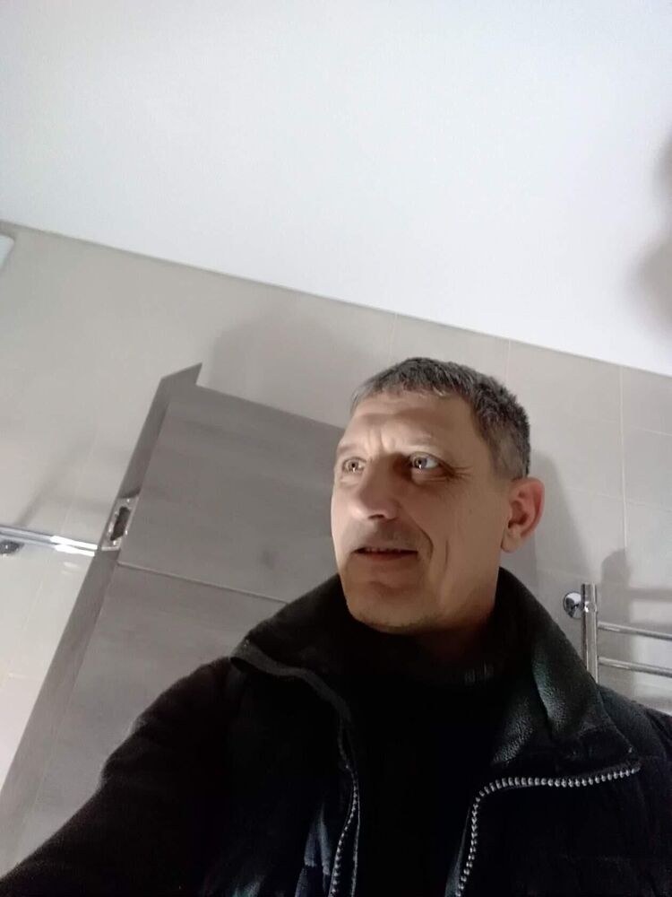  22839642  , 49 ,    