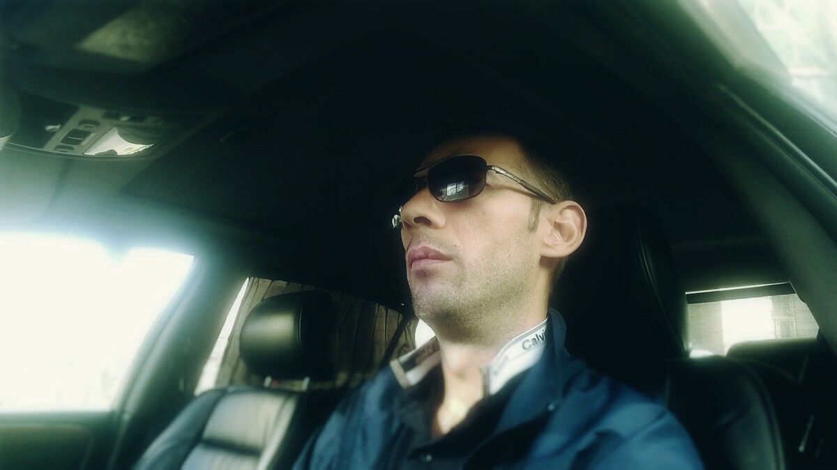  9836592  , 43 ,    -