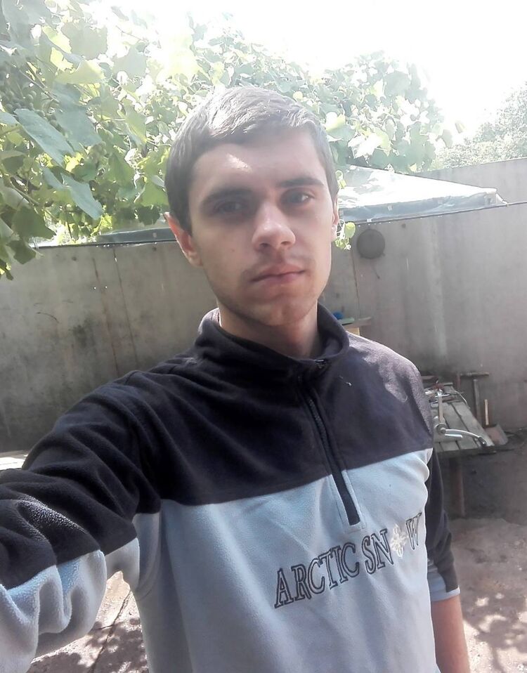  37785392  , 24 ,    