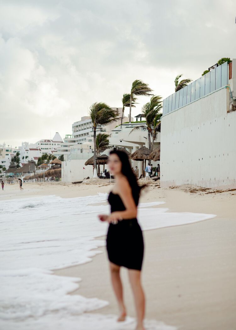  ,   Woman, 33 ,   ,   