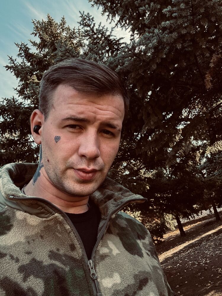  47312462   , 32 ,    