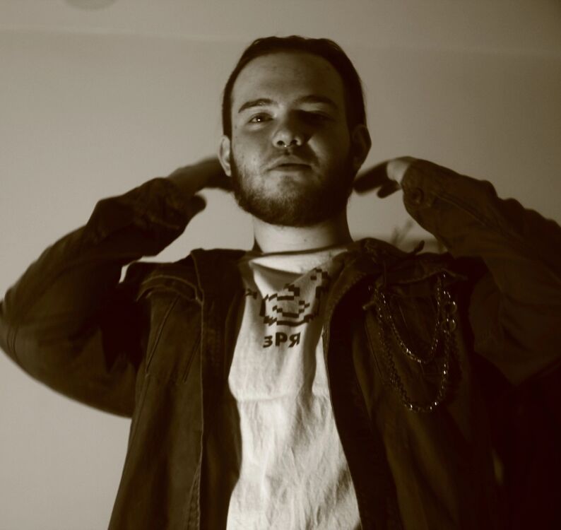 ���� 37748042 ����� ��������, 21 ���, ���� ���������� � ������������