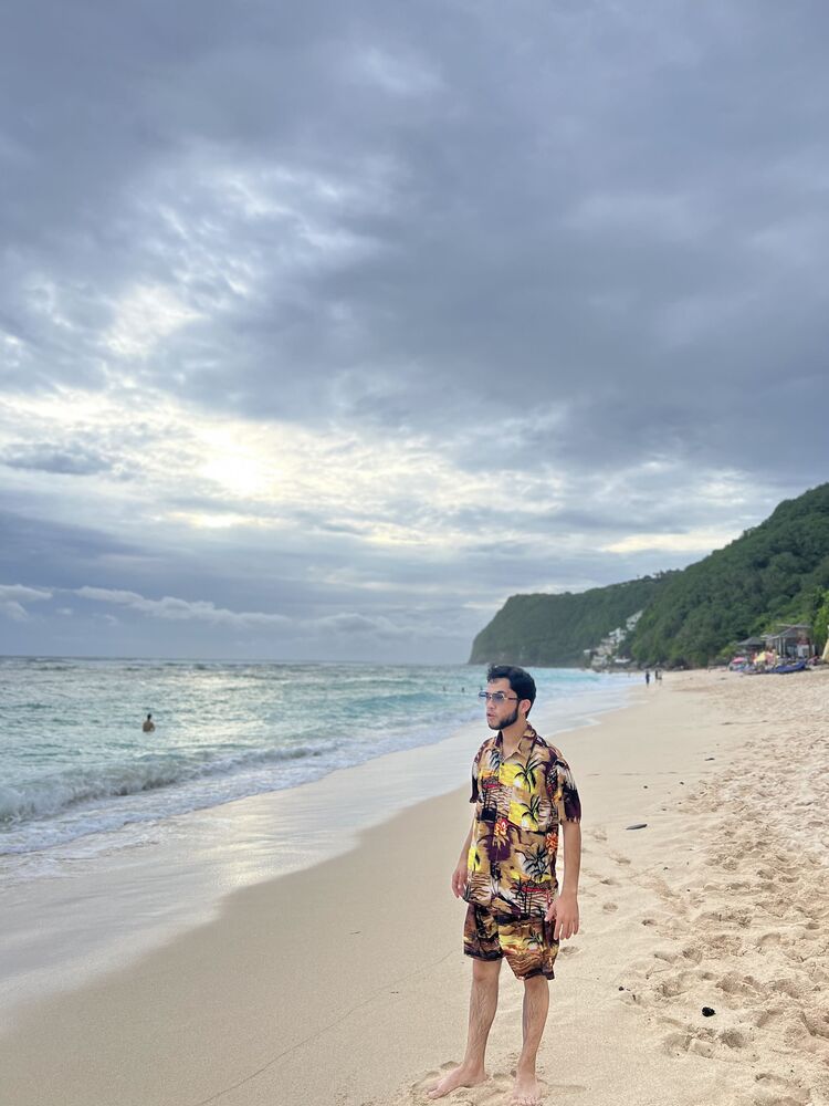  54631832  Behruz, 27 ,    