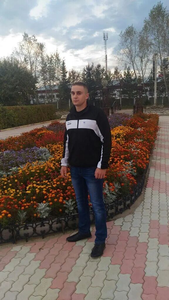  ,   Kirill, 33 ,     , c 