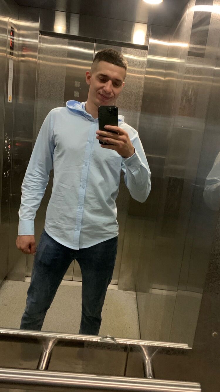  43084412  , 28 ,    