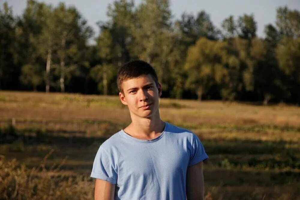 Парень 25 лет. Красивые накачанные мужчины. Обычный парень. У парня 25 см. Красивые парни 28.
