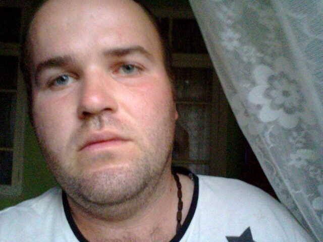  23405542  Aleko, 36 ,    