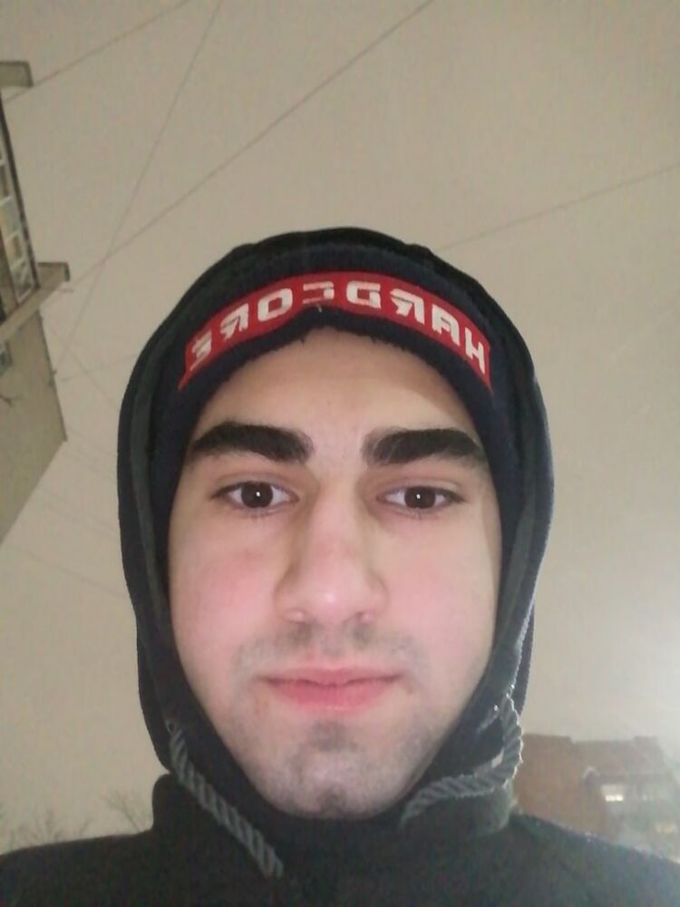  28386462  Ishkhan, 21 ,    