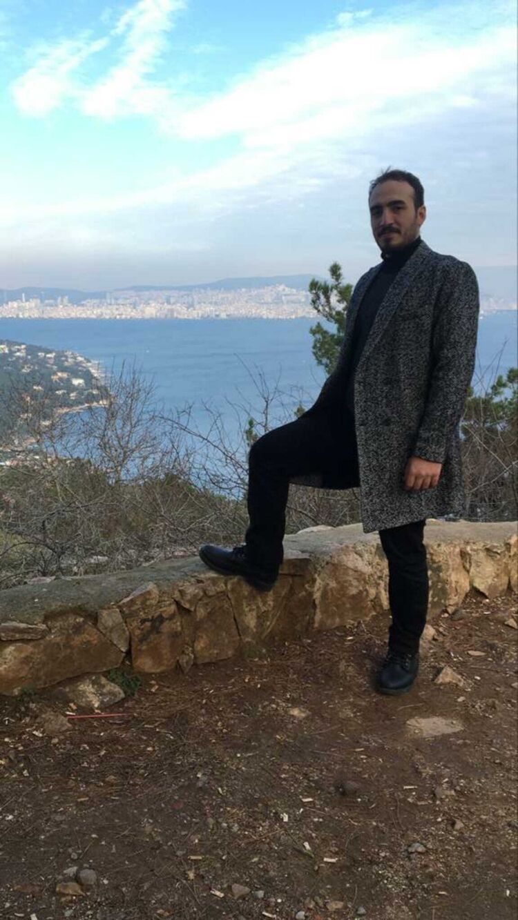  42226152  Furkan, 29 ,    