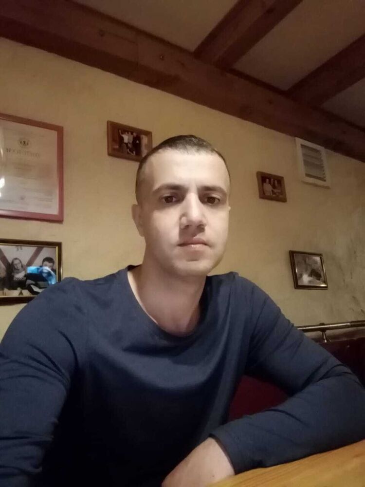  40045282  , 35 ,    