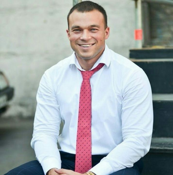  ,   Tim, 42 ,   ,   , c 