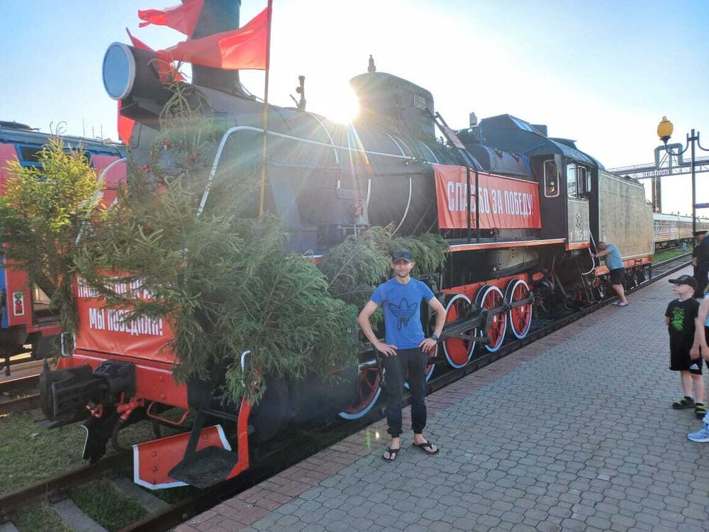  44320432  , 33 ,    