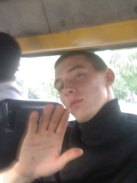  4519412  Andrio, 38 ,    