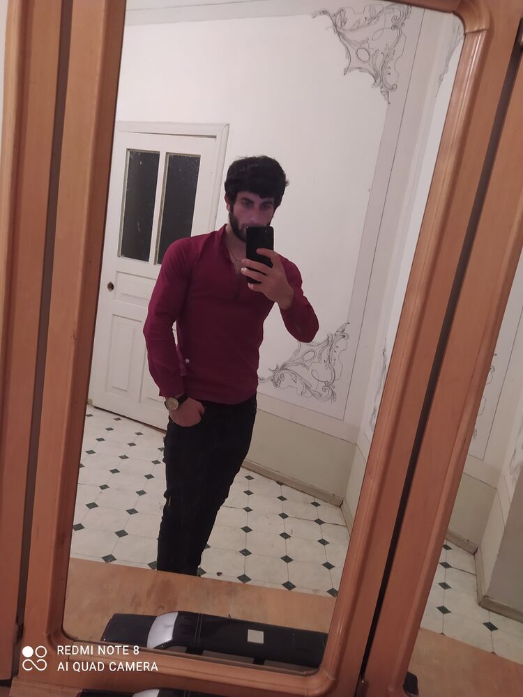  24889982  Kamil, 34 ,    
