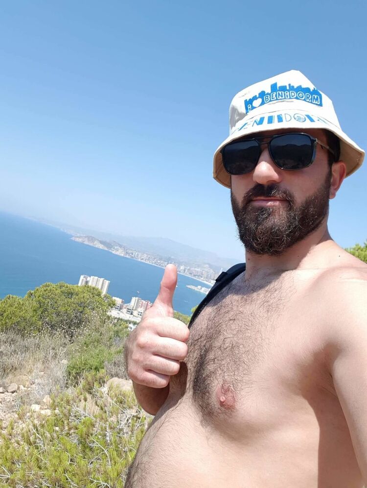  18898852  Giorgi, 33 ,    