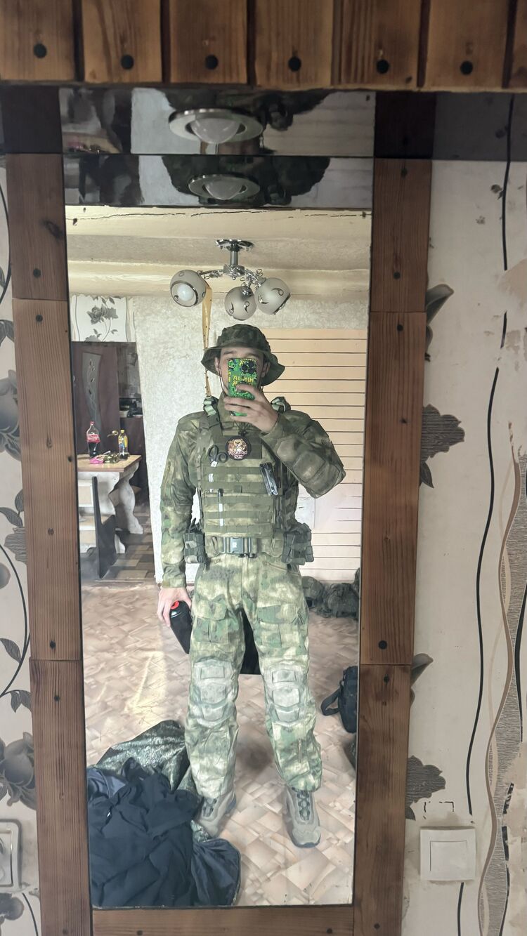  46099472  , 27 ,    