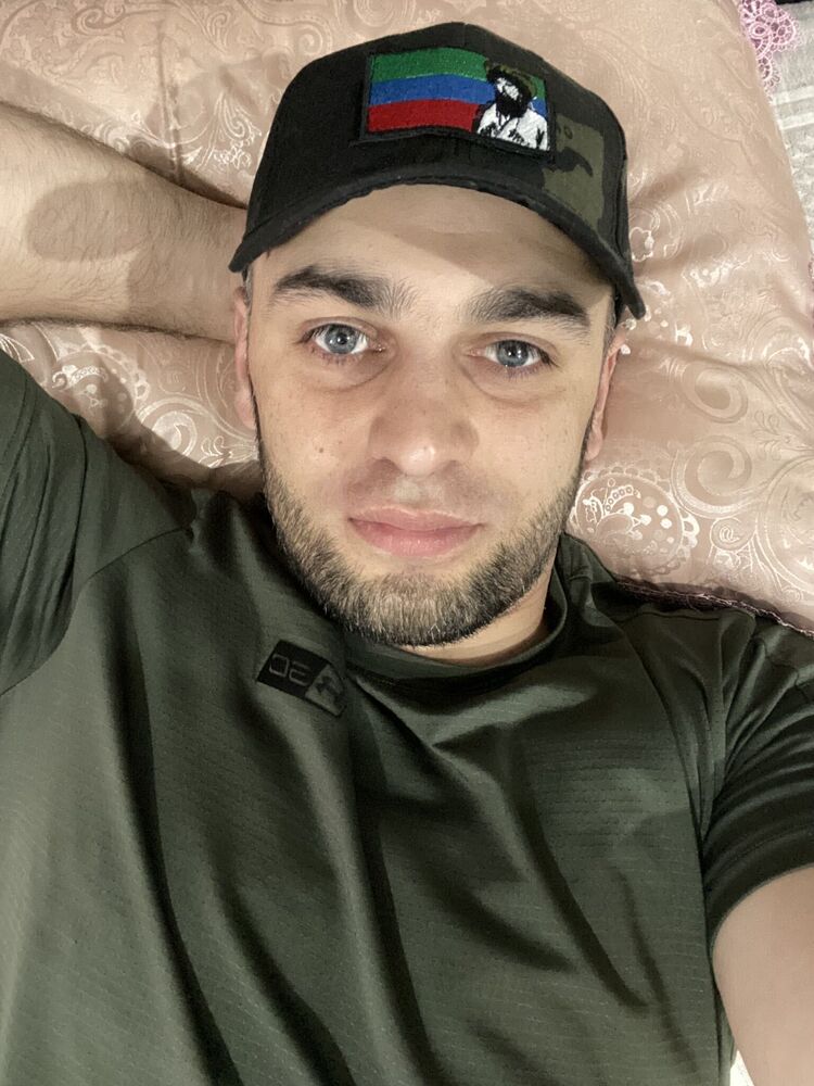  52949642  Abdul, 34 ,    