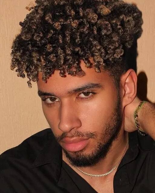  ,   Elrrick, 26 ,   ,   
