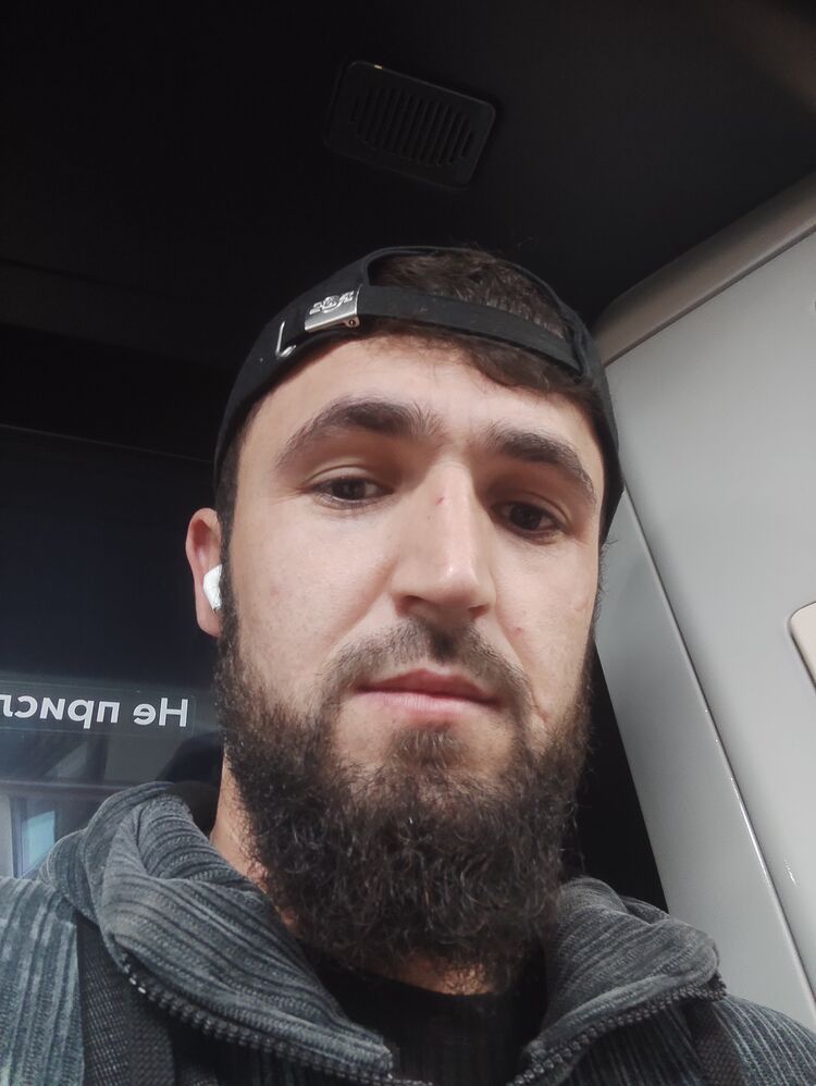  52712952  Fazliddini, 27 ,    