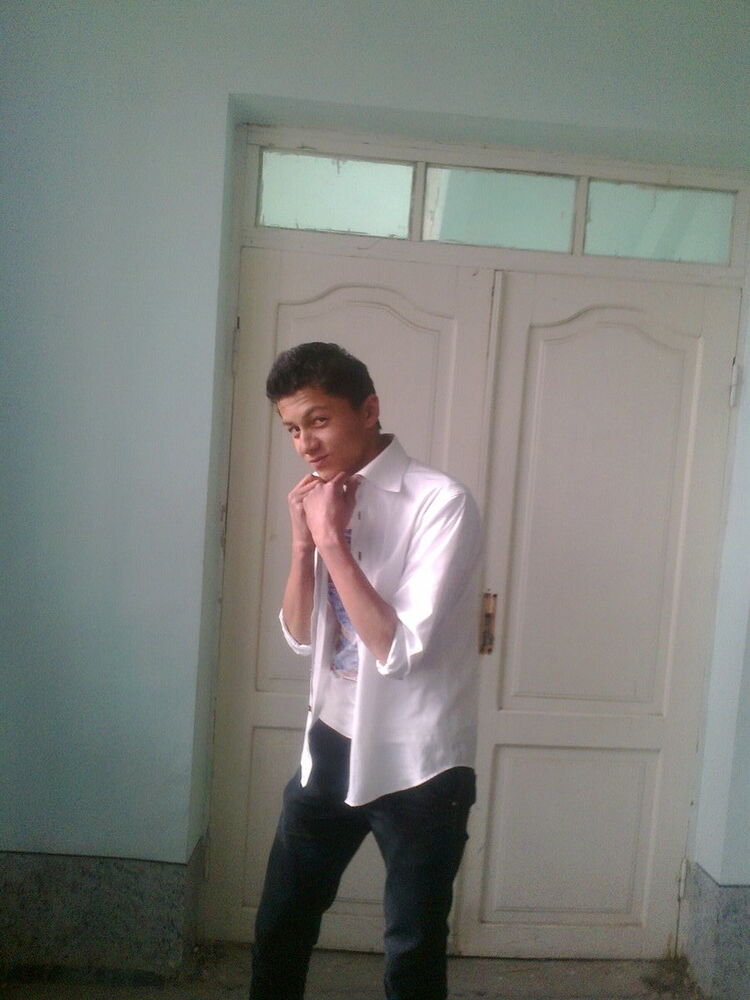  4869372  Sderts, 36 ,    