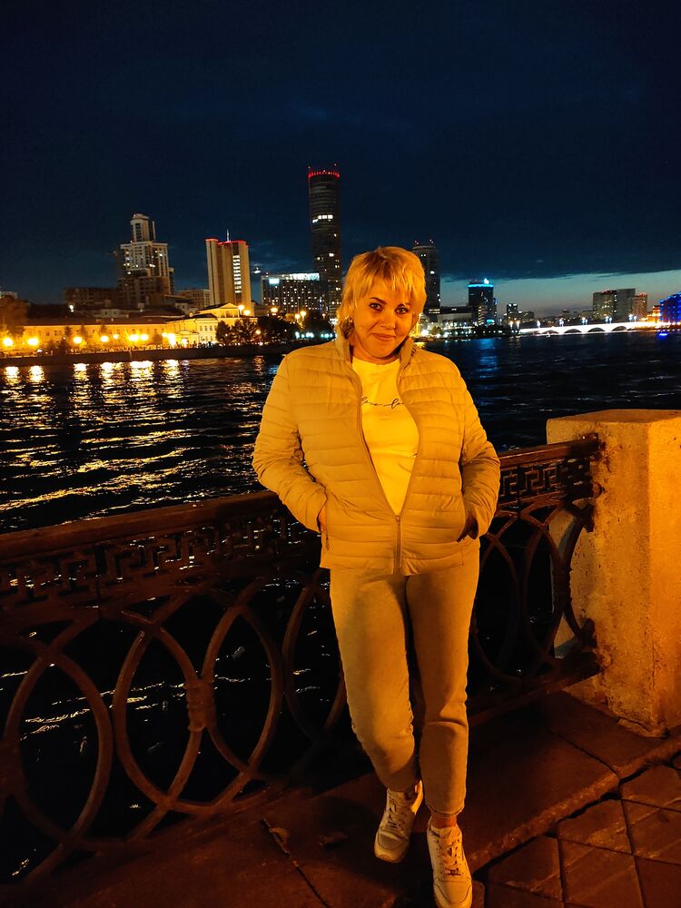  36618142  Natalya, 49 ,     