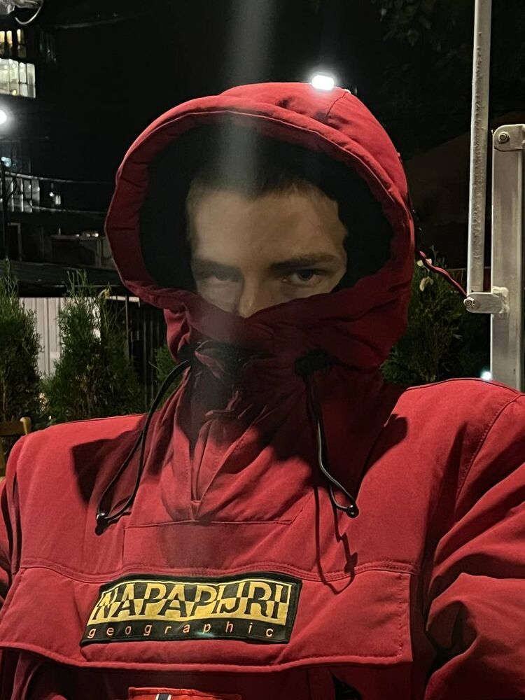  39807172  , 20 ,    