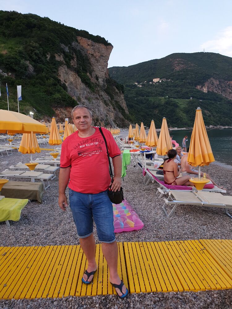  35253352  Aleks, 60 ,    