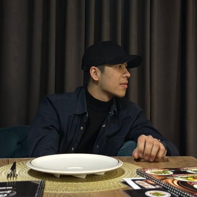  52679652  Khushbakov, 22 ,    