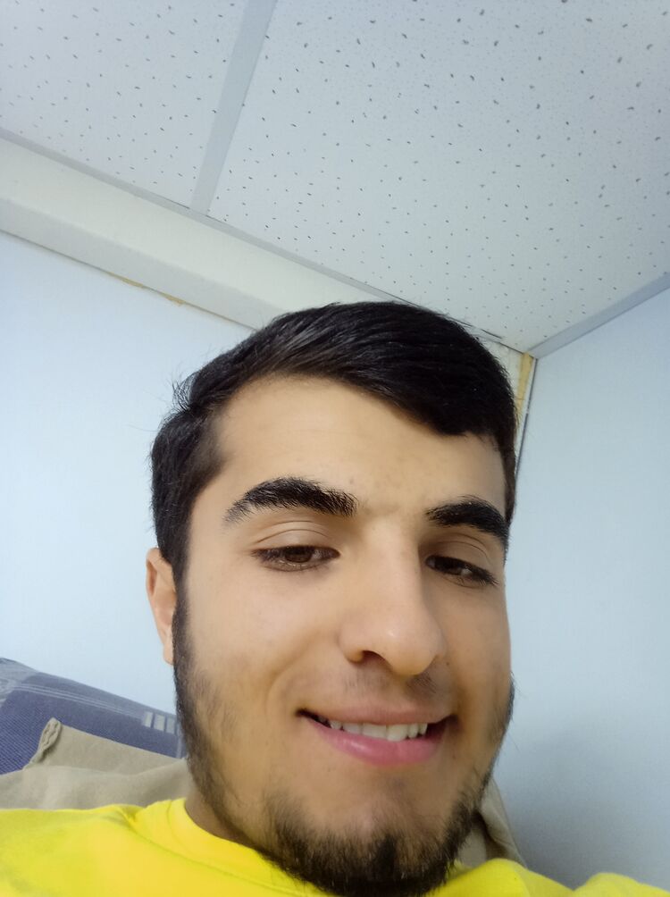  ,   Samir, 25 ,   ,   