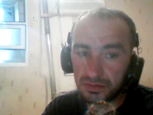  6020132  Huseyn, 44 ,    