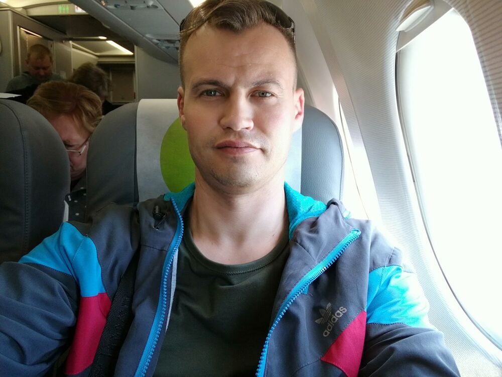  ,   Oleg, 44 ,   ,   , c 