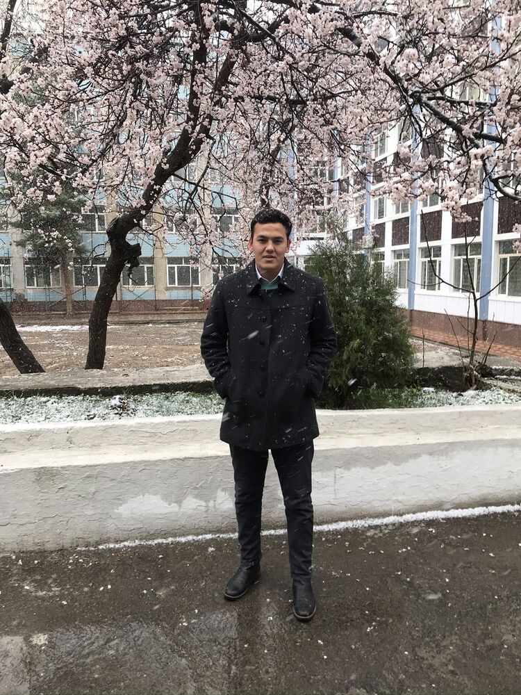  ,   Akrombek, 28 ,   ,   