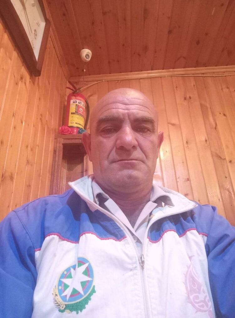  54597142  Arif, 48 ,    