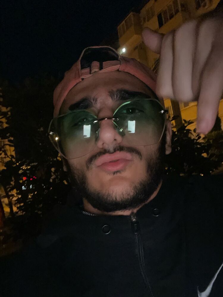  48948852  , 22 ,    