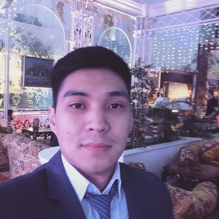  ,   Zhanik, 33 ,   ,   , c 