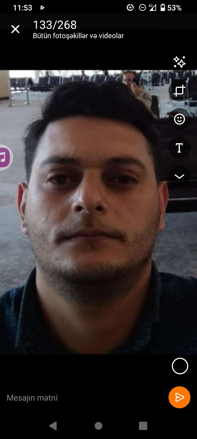  43693382  Ibrahim, 45 ,    Deleted