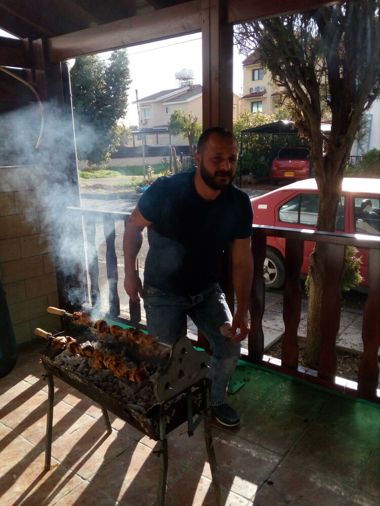  Nicosia,   Gigla, 42 ,     , c 