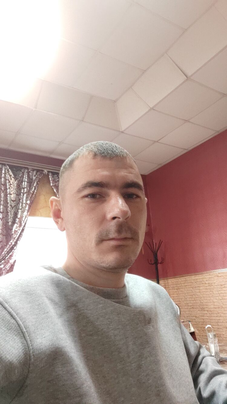  54051642  , 32 ,    --