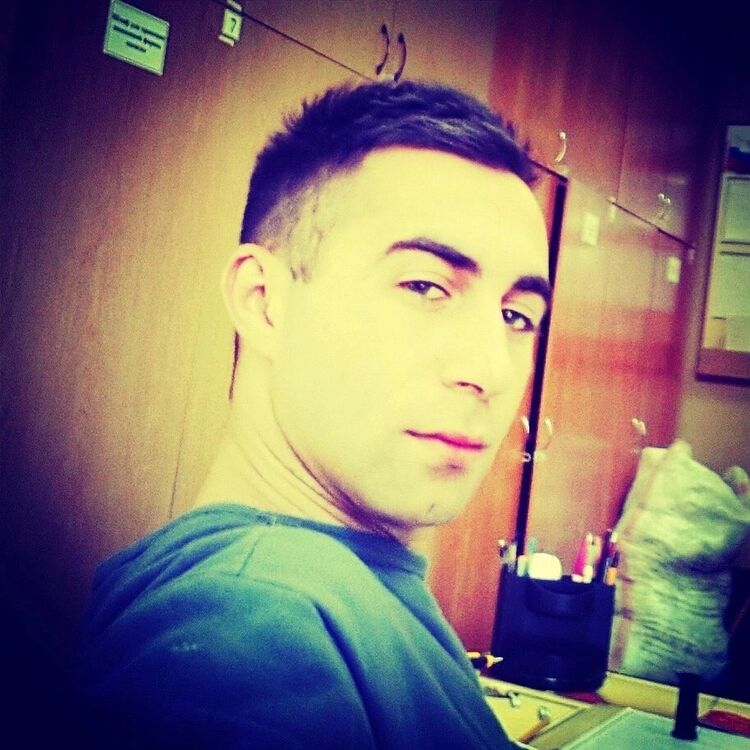 38912752  , 32 ,    