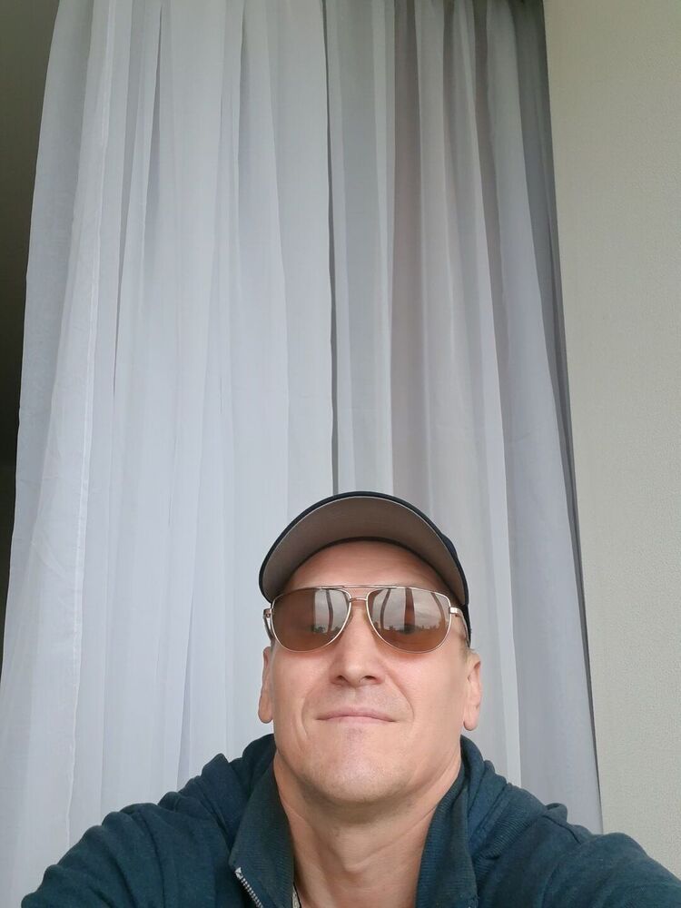  45339472  Gora, 40 ,    -