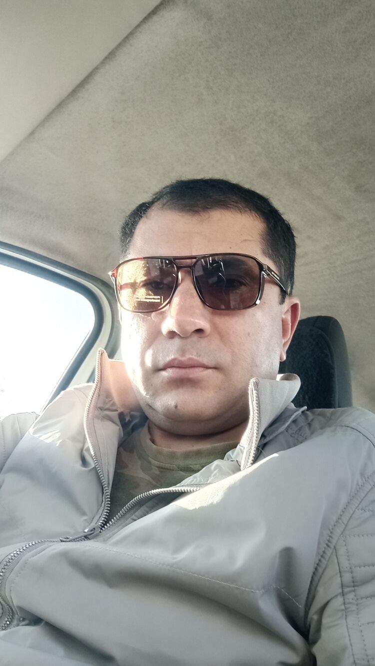  42529652  , 40 ,    