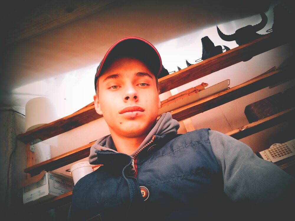  ,   Nikola, 24 ,   ,   , c 