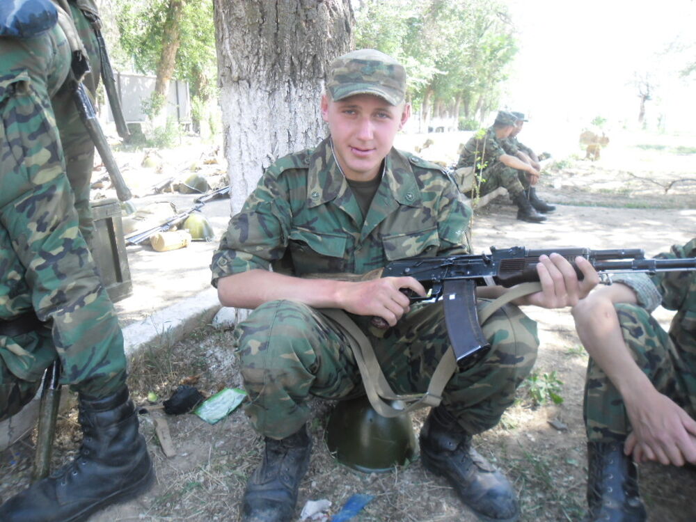  6542222  Anton, 35 ,    